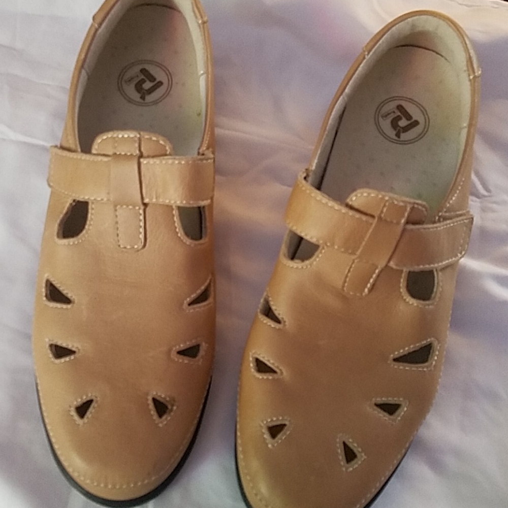 Propet Shoes